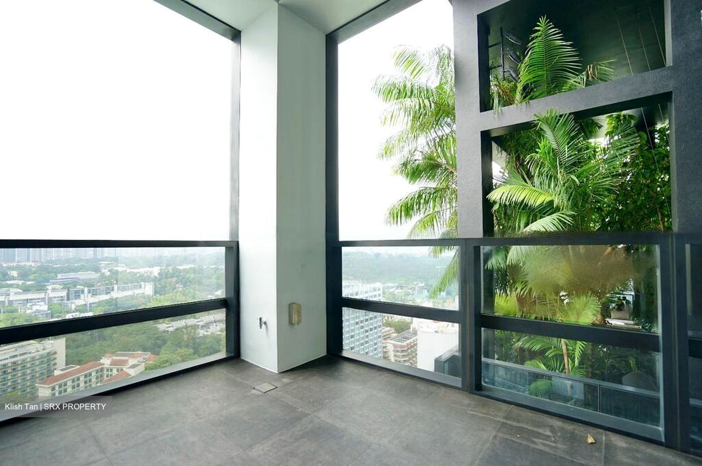 Nouvel 18 (D10), Condominium #456056281
